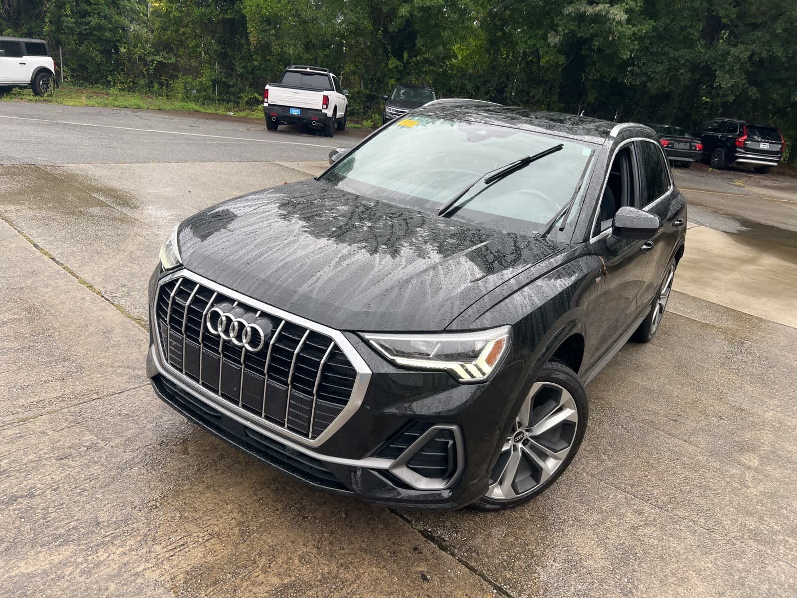 Thumbnail: 2021 Audi Q3 - 3