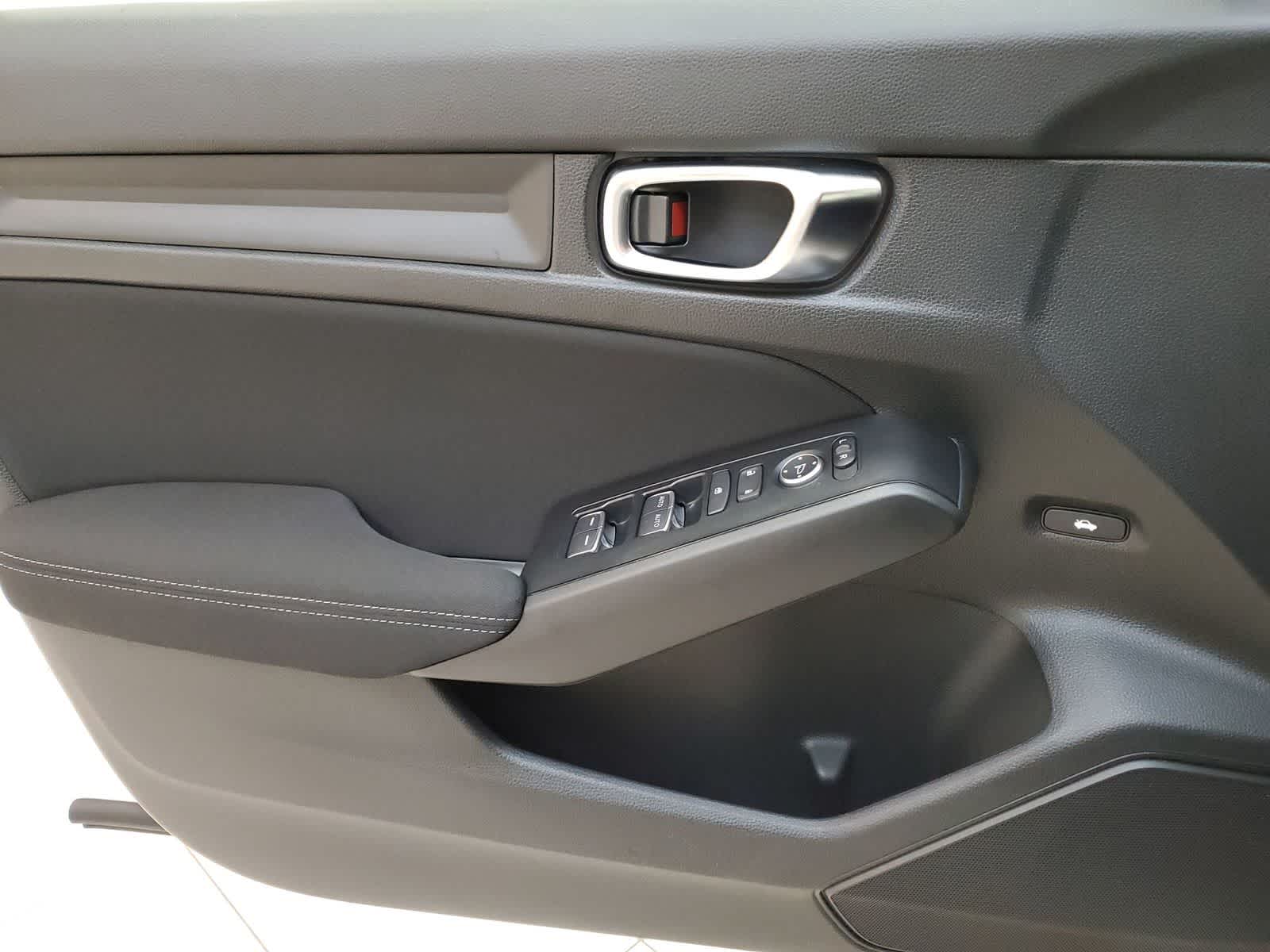 Thumbnail: 2024 Honda Civic - 14