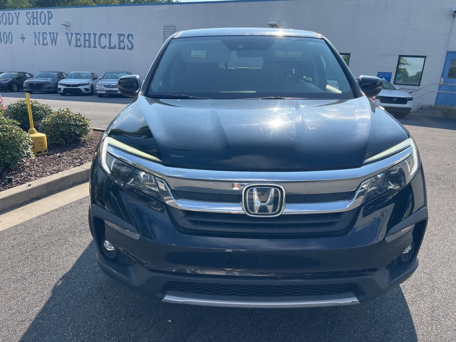 Thumbnail: 2020 Honda Pilot - 14