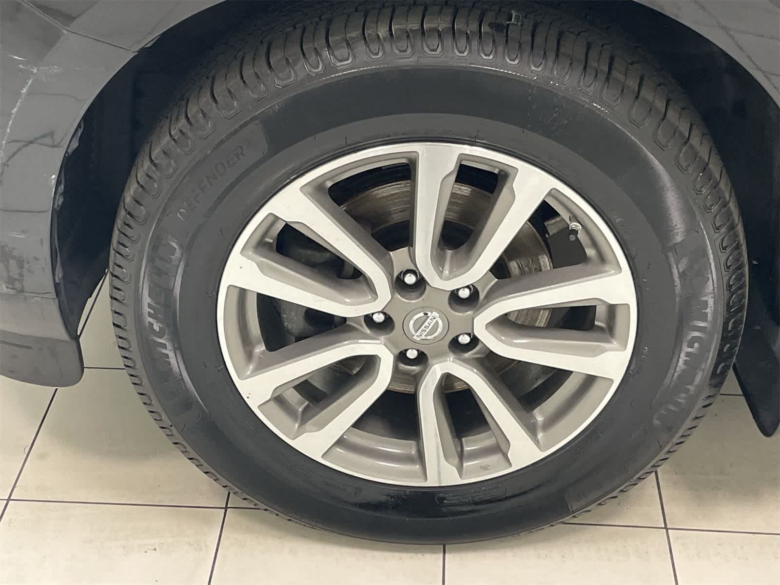 Thumbnail: 2014 Nissan Pathfinder - 24