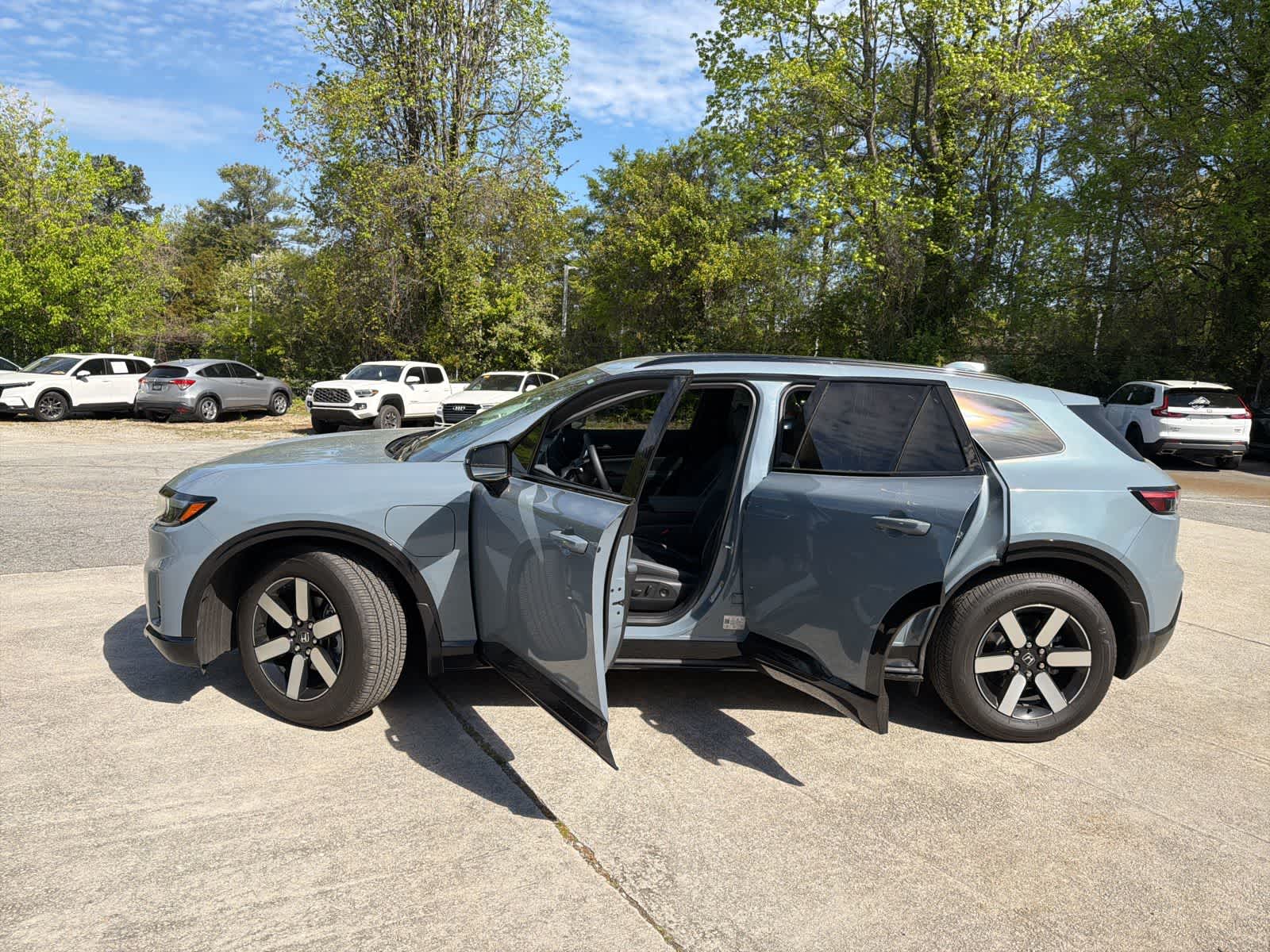 Thumbnail: 2025 Honda Prologue - 17