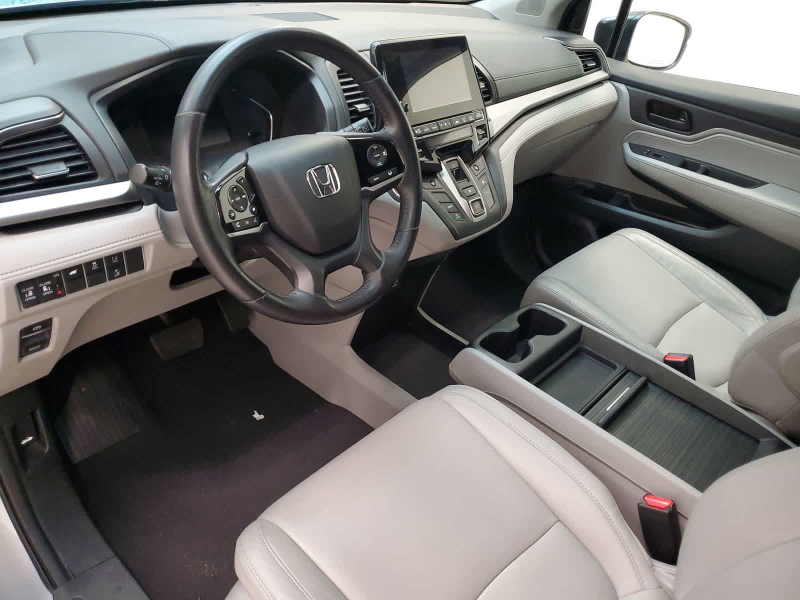 Thumbnail: 2019 Honda Odyssey - 2