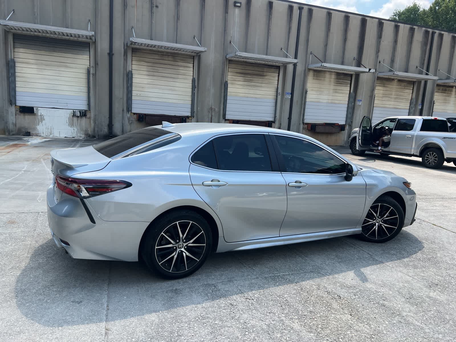 Thumbnail: 2022 Toyota Camry - 13