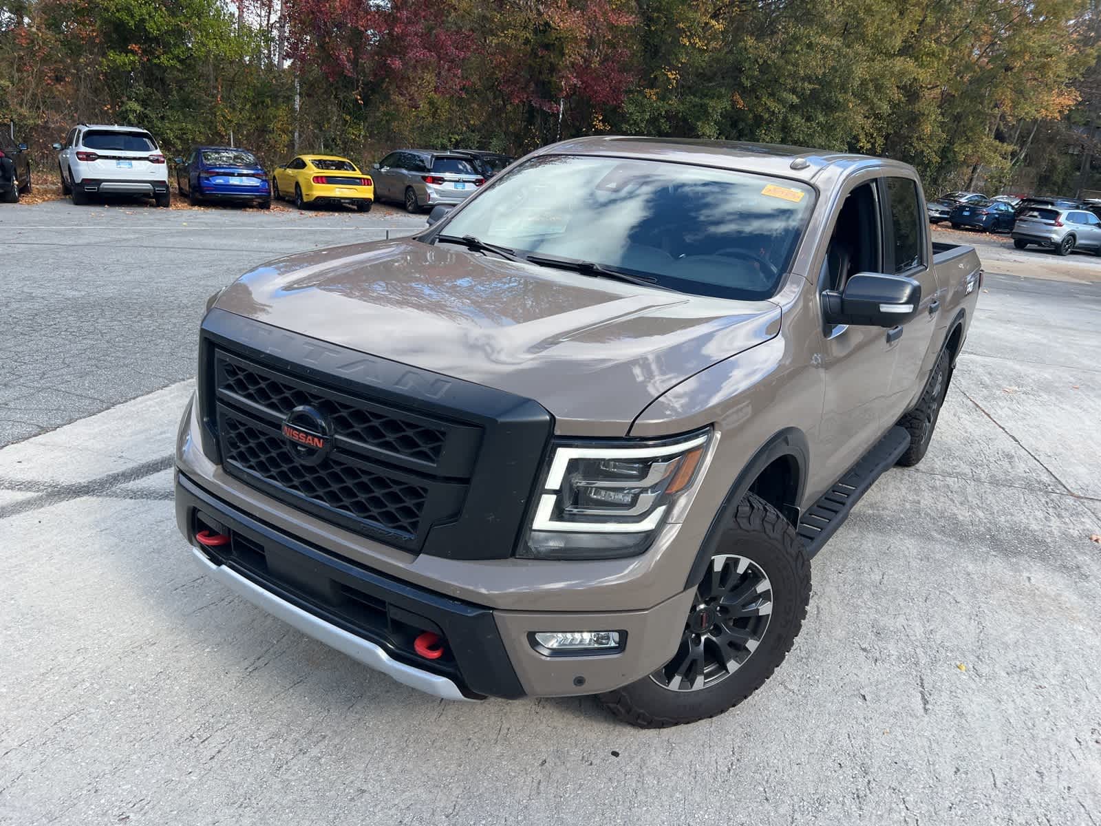 2021 Nissan Titan PRO-4X photo 3