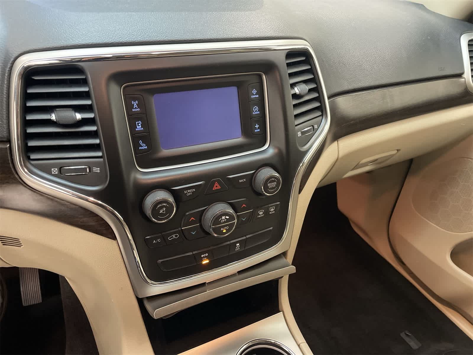 Thumbnail: 2014 Jeep Grand Cherokee - 26