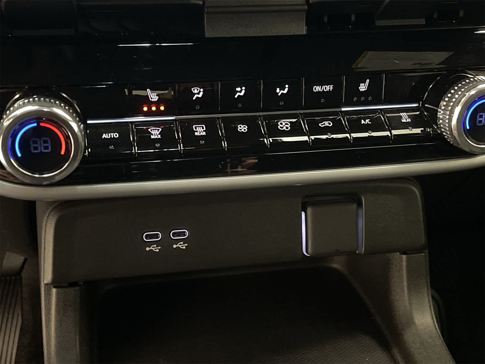 Thumbnail: 2024 Honda Prologue - 30