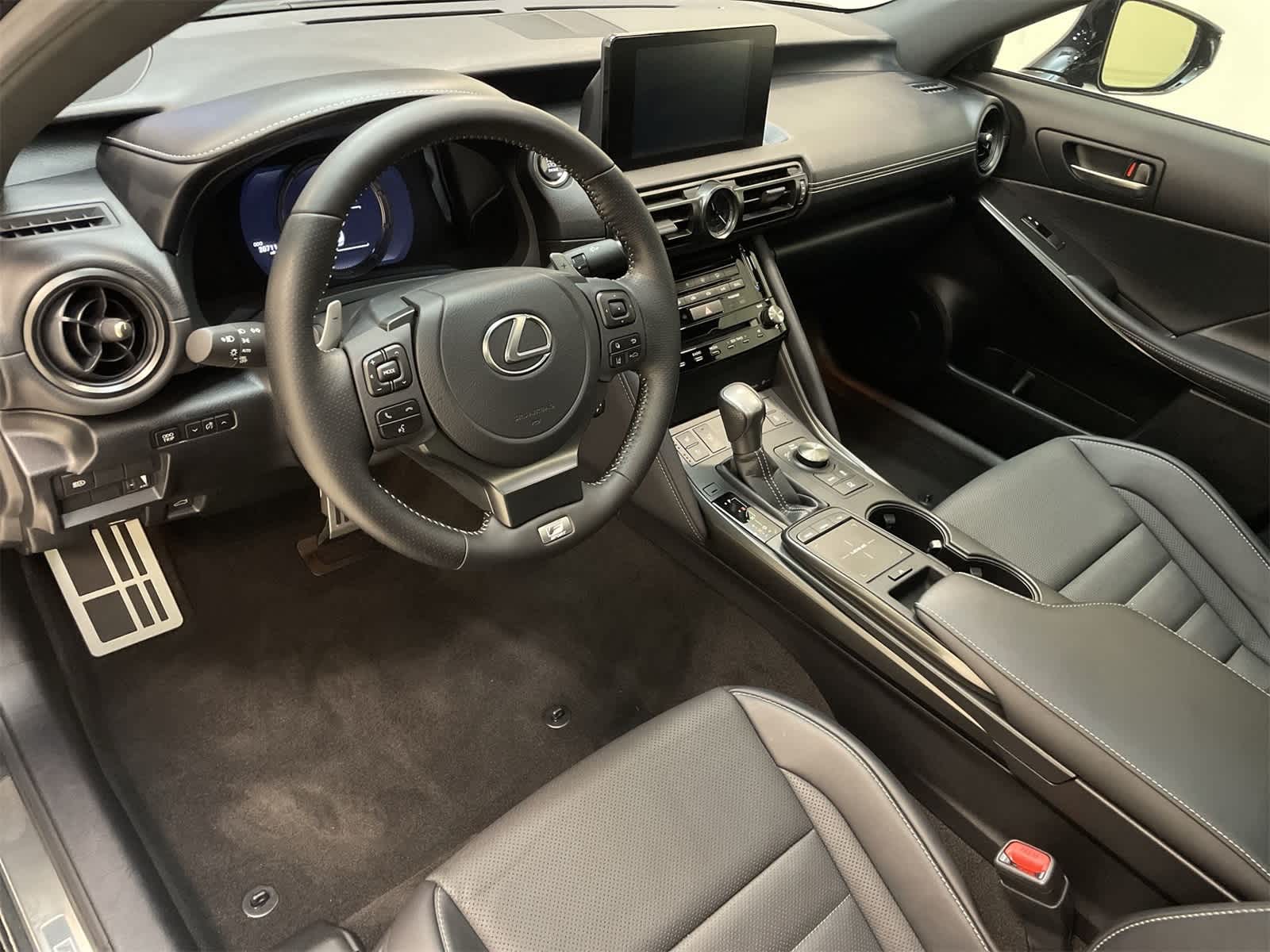 Thumbnail: 2024 Lexus IS - 2