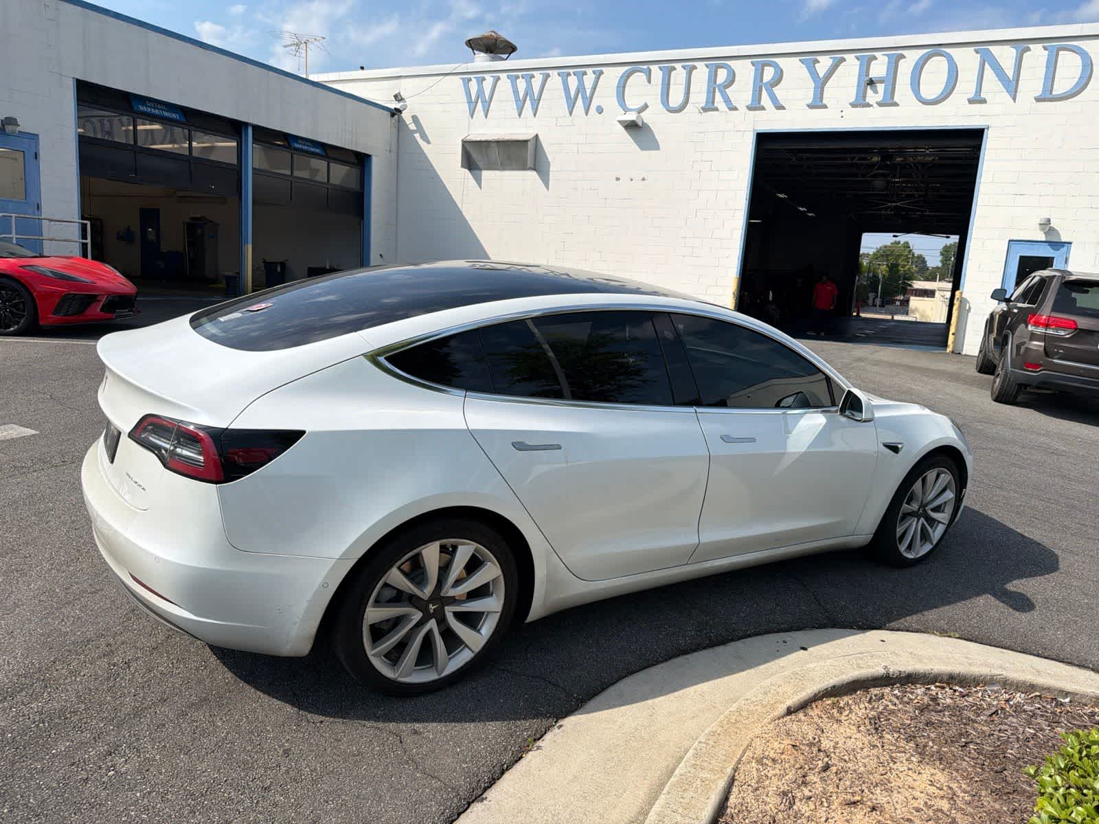Thumbnail: 2019 Tesla Model 3 - 11