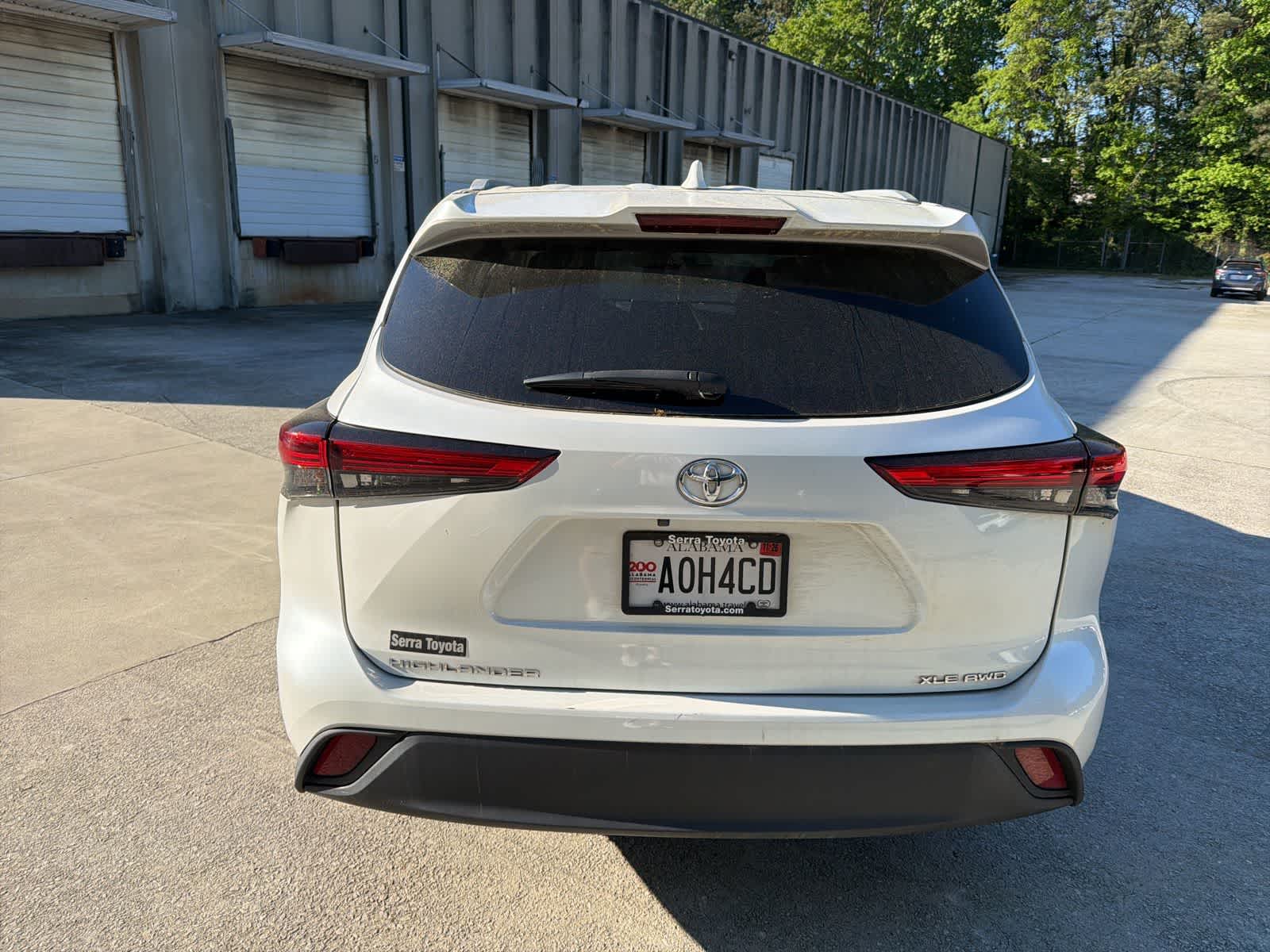 Thumbnail: 2023 Toyota Highlander - 10