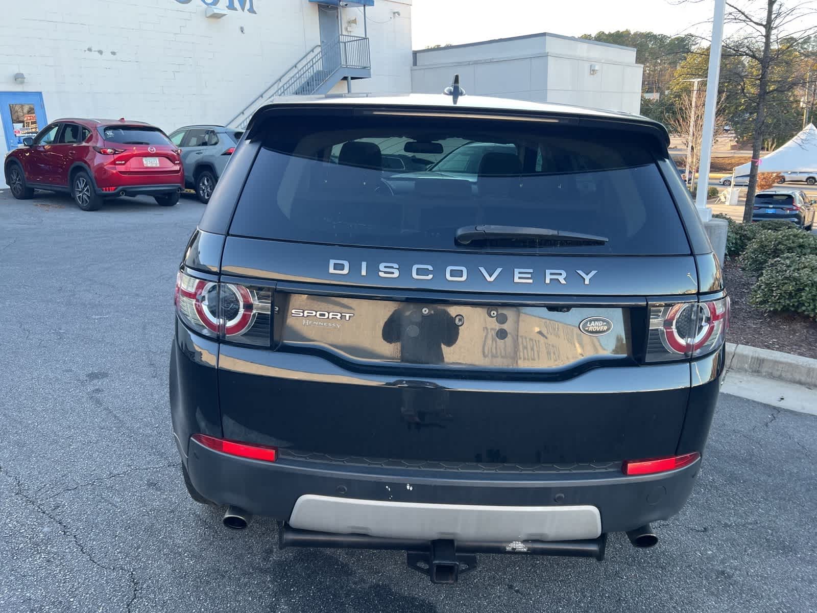 Thumbnail: 2016 Land Rover Discovery Sport - 9