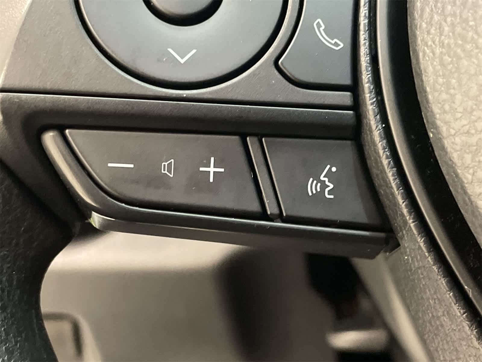 Thumbnail: 2023 Toyota RAV4 - 30