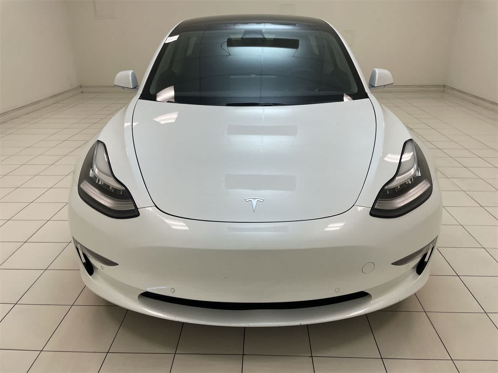 Thumbnail: 2020 Tesla Model 3 - 22