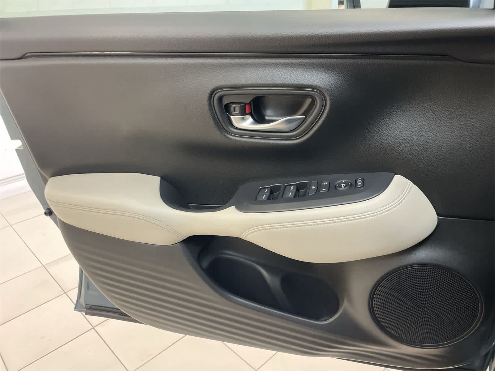 Thumbnail: 2023 Honda HR-V - 14