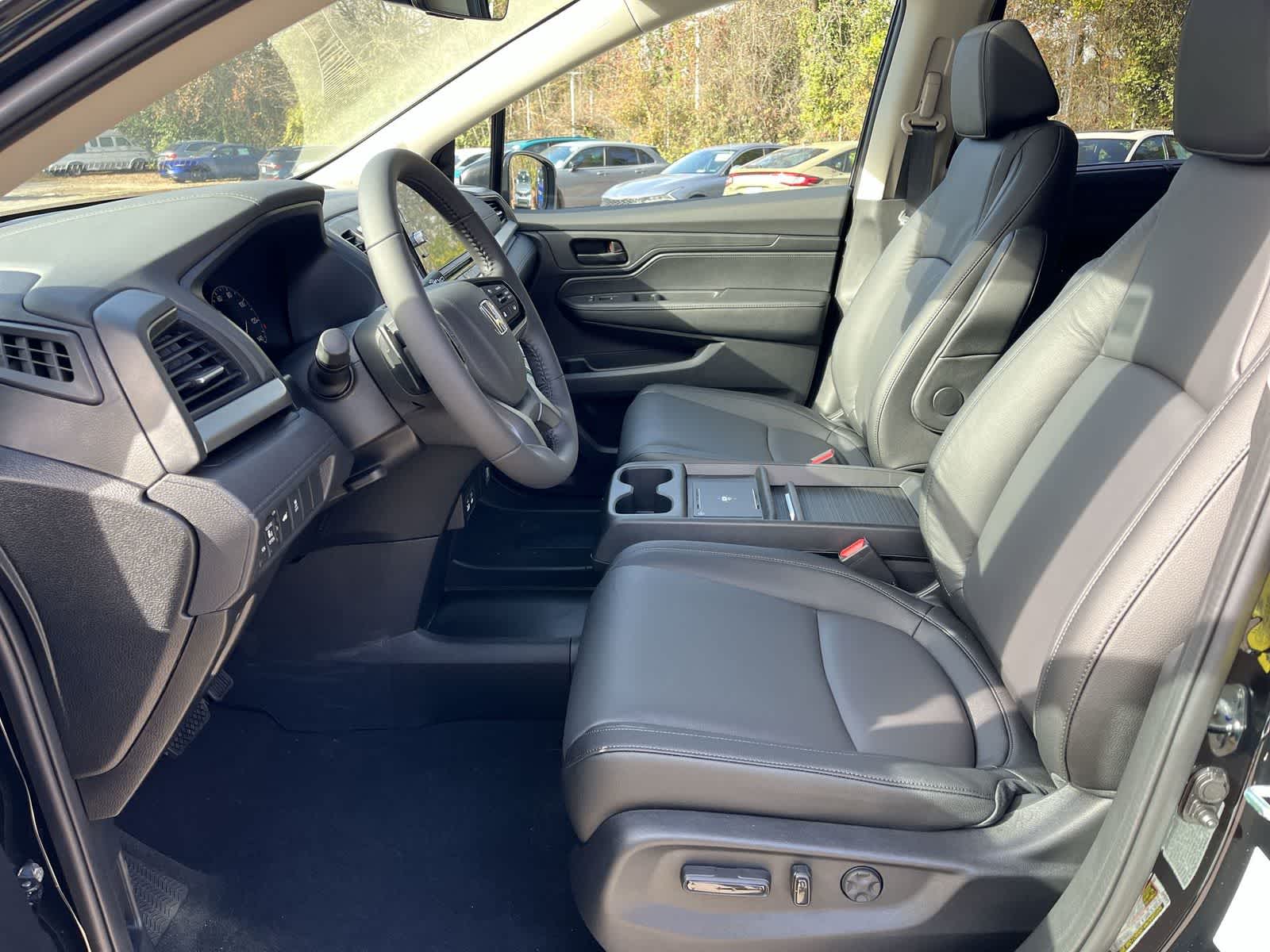 Thumbnail: 2026 Honda Odyssey - 12