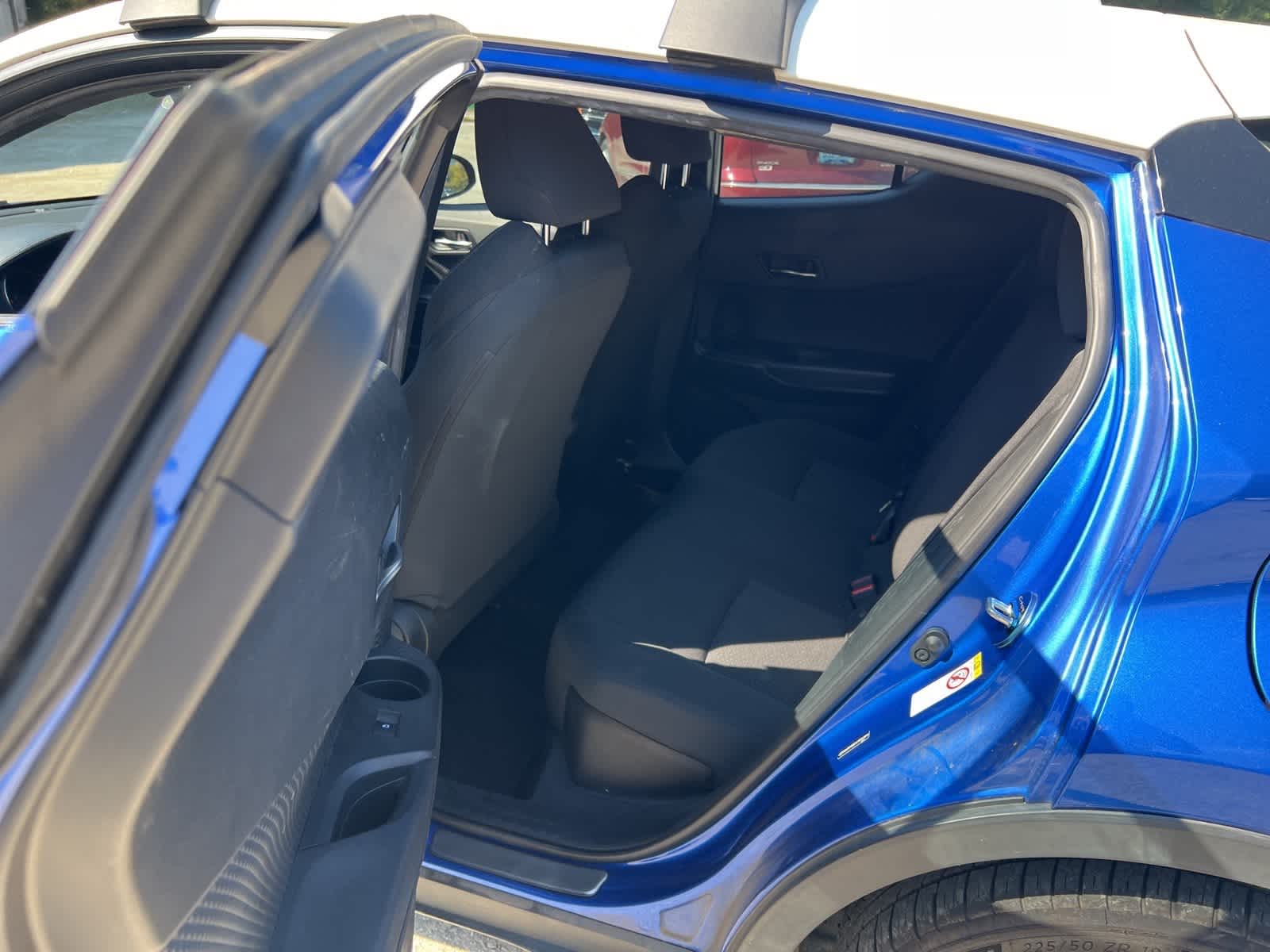 Thumbnail: 2018 Toyota C-HR - 16