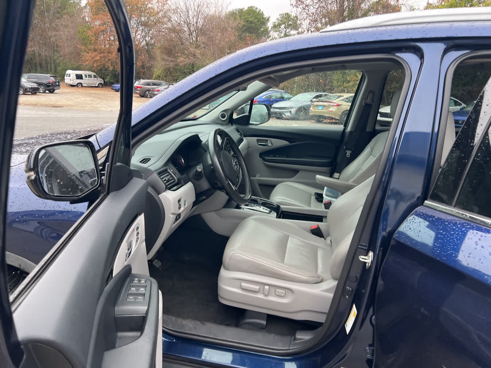 Thumbnail: 2020 Honda Pilot - 16