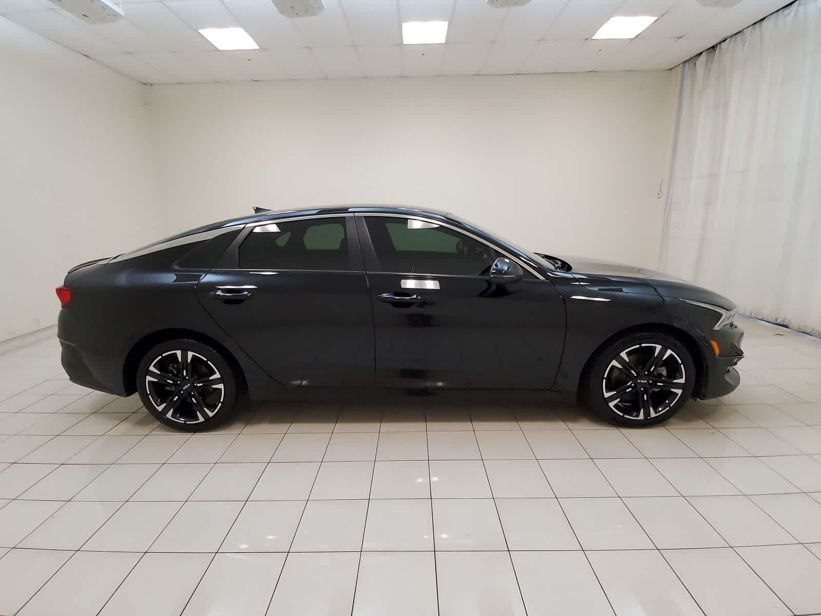 Thumbnail: 2022 Kia K5 - 25