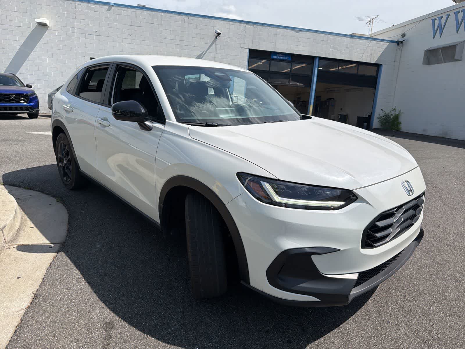 Thumbnail: 2025 Honda HR-V - 12