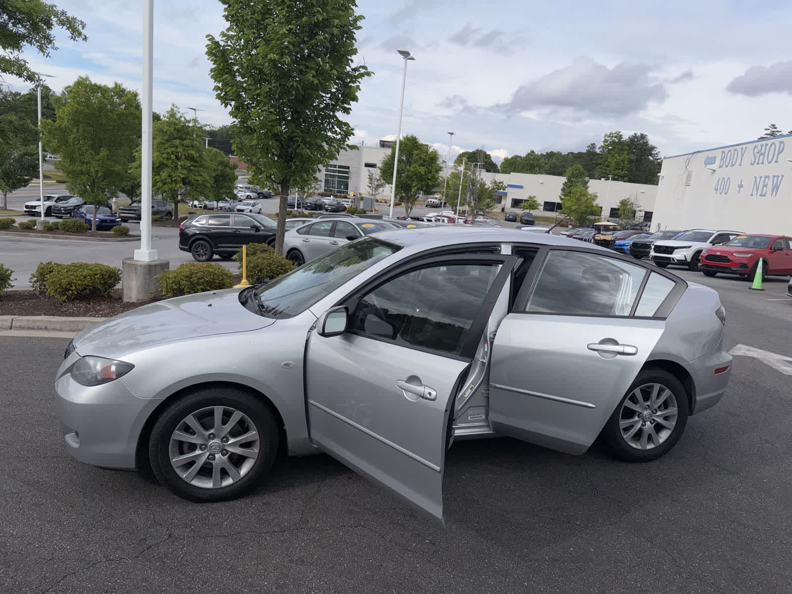 Thumbnail: 2007 Mazda Mazda3 - 16