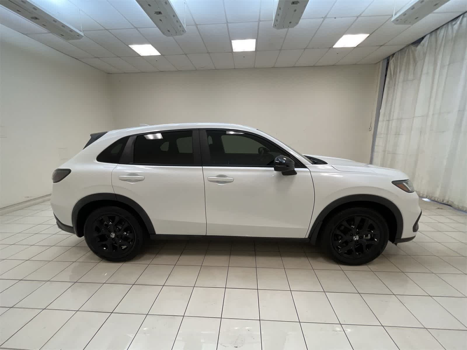 Thumbnail: 2023 Honda HR-V - 25