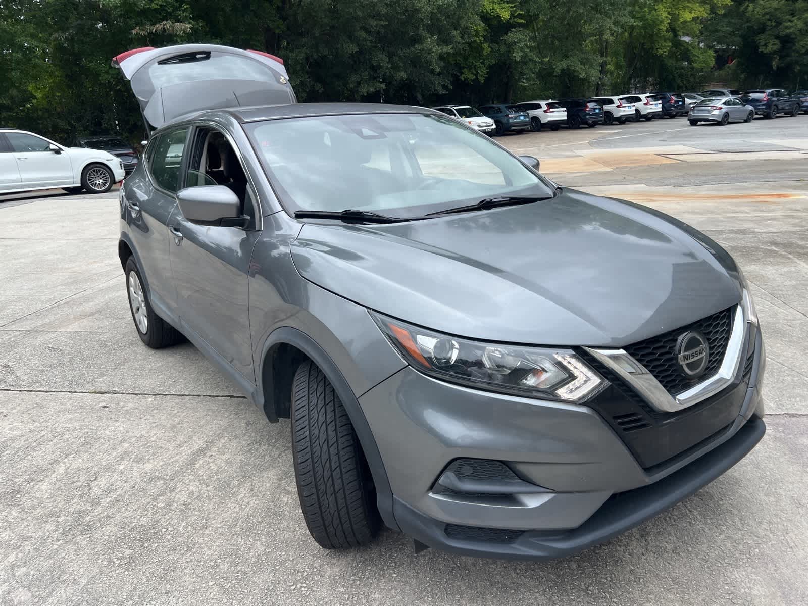 Thumbnail: 2020 Nissan Rogue Sport - 13