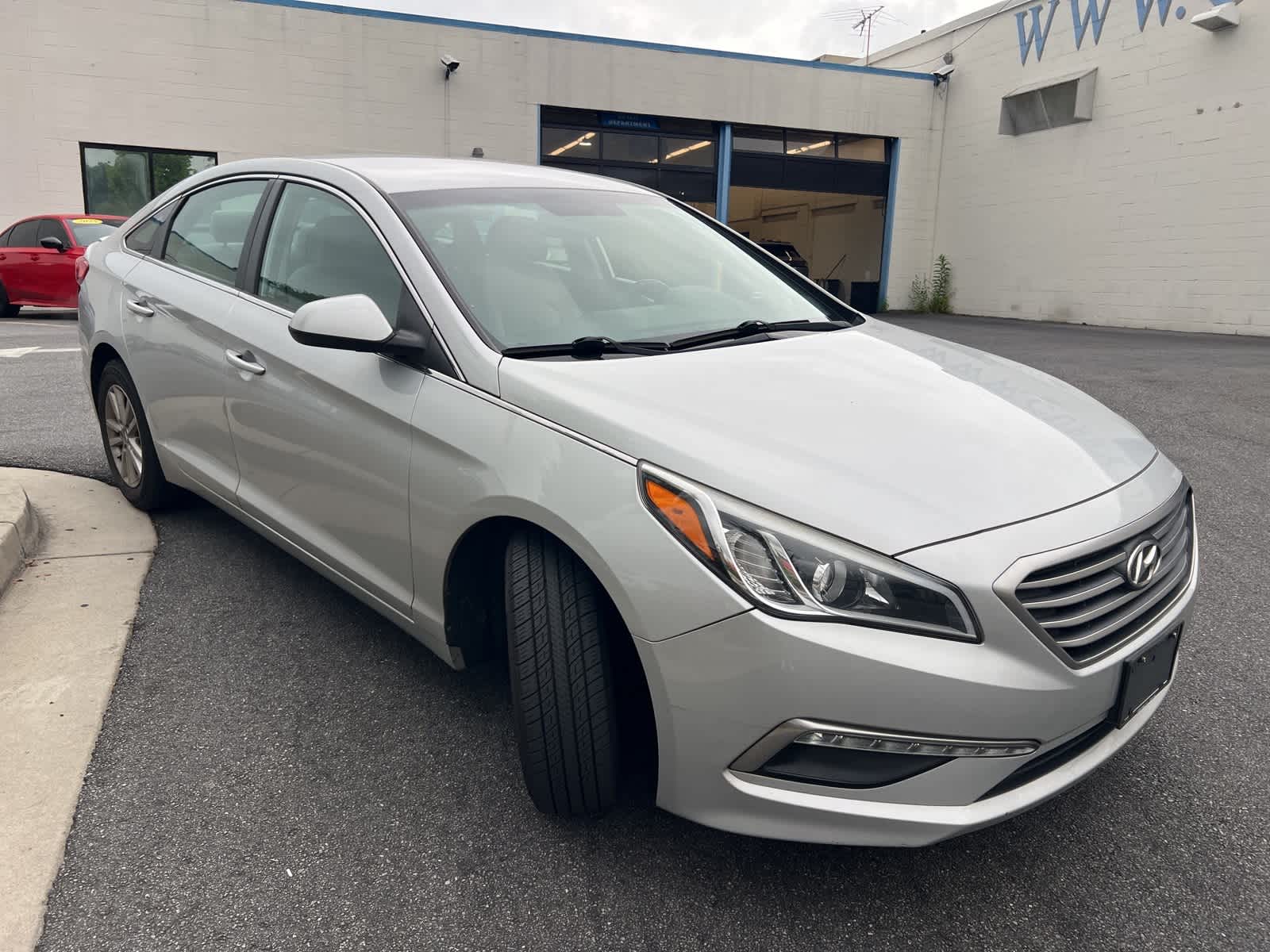 Thumbnail: 2015 Hyundai Sonata - 13