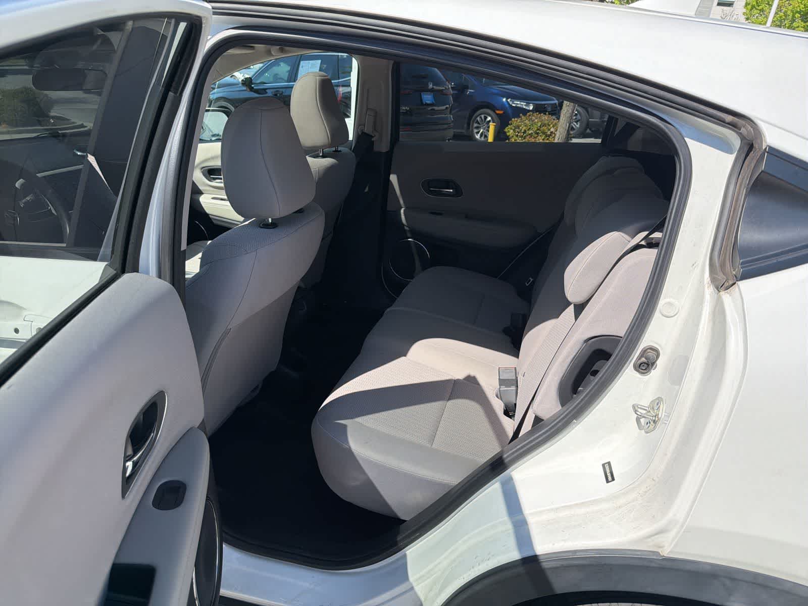 Thumbnail: 2018 Honda HR-V - 15