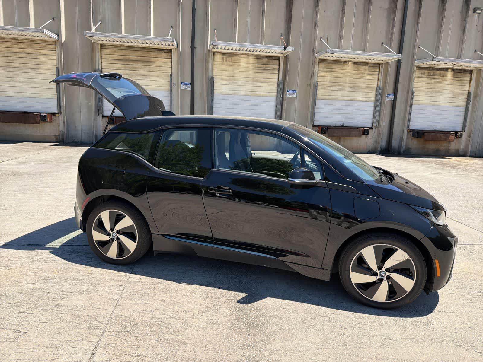 Thumbnail: 2016 BMW i3 - 13