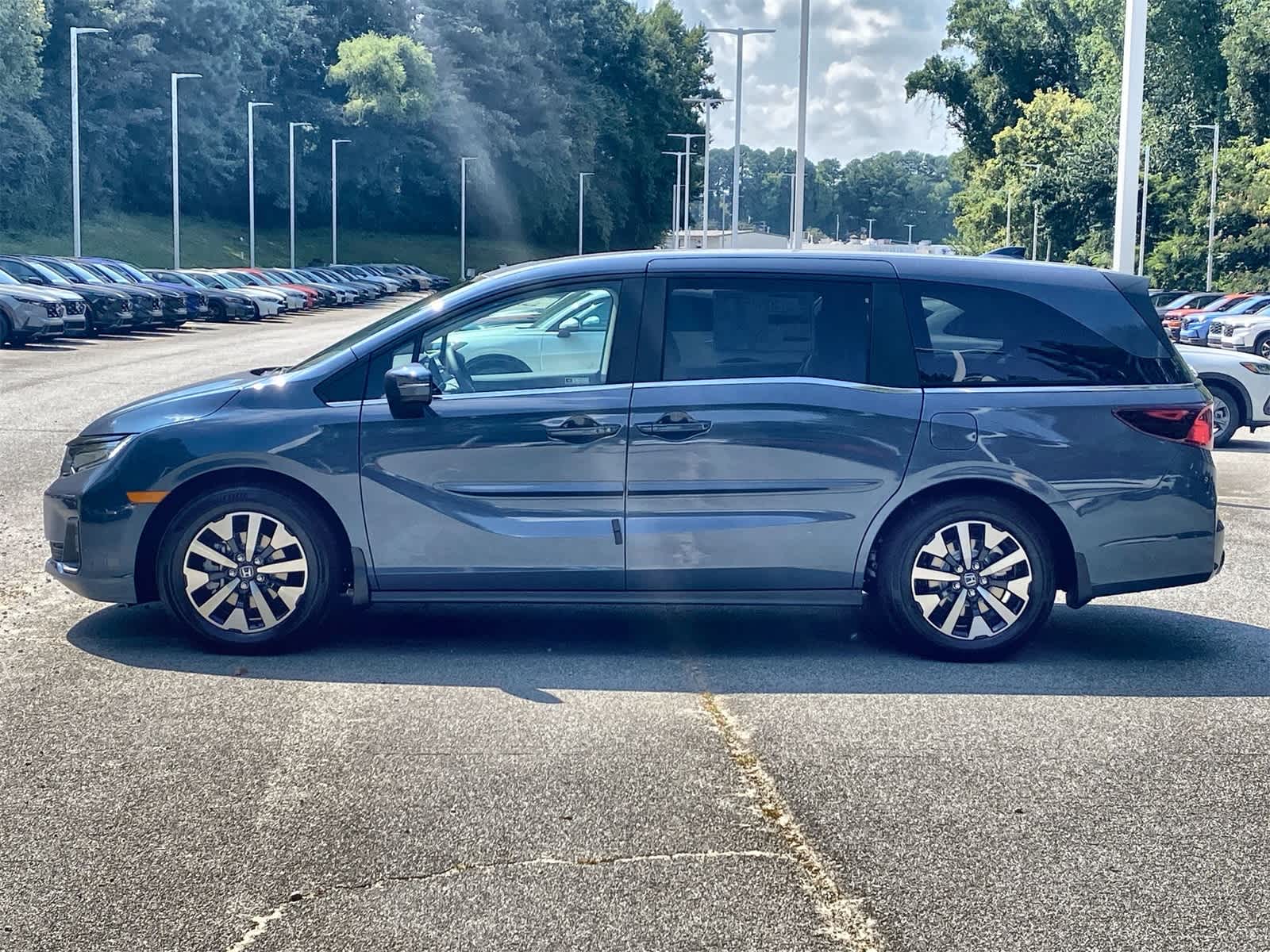 Thumbnail: 2026 Honda Odyssey - 2