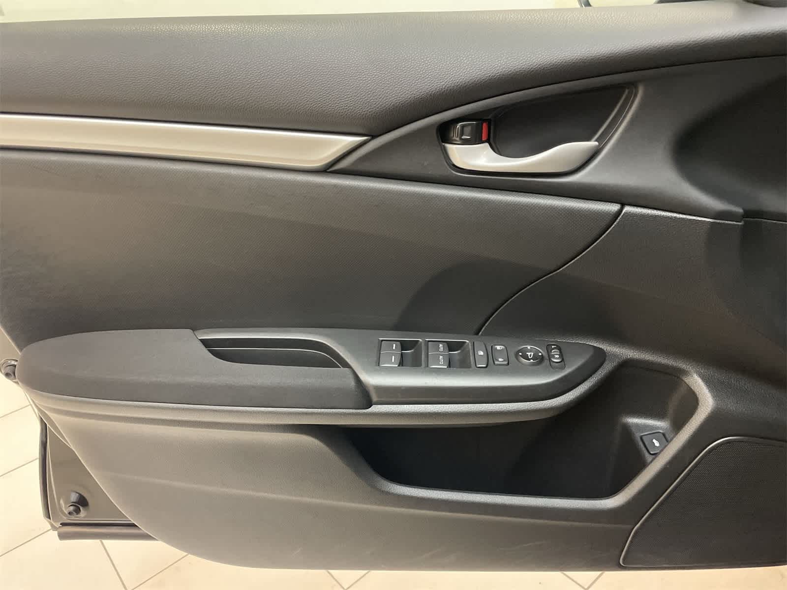 Thumbnail: 2018 Honda Civic - 13
