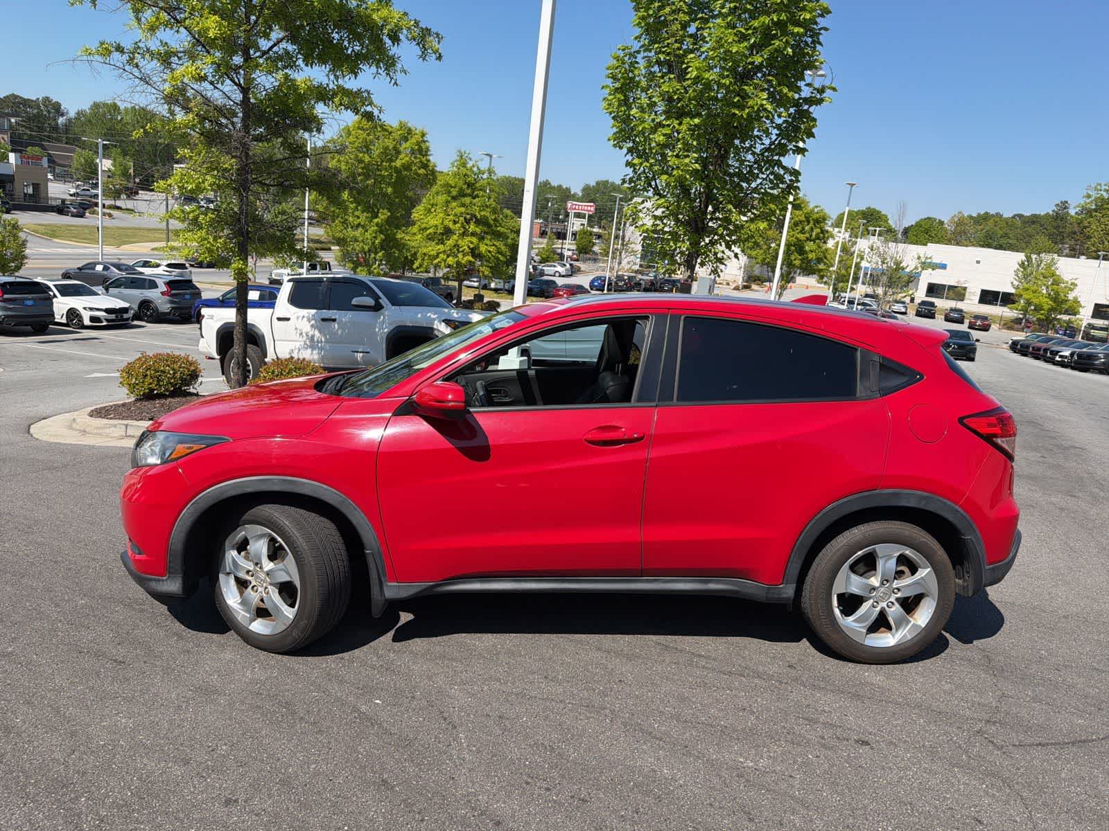 Thumbnail: 2016 Honda HR-V - 6