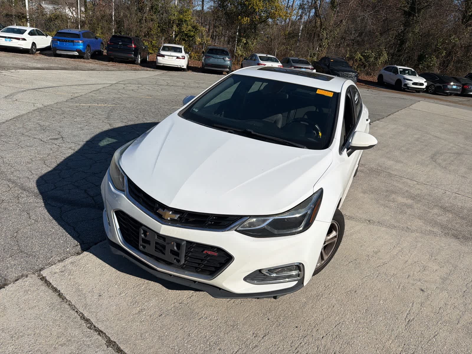 Thumbnail: 2017 Chevrolet Cruze - 3