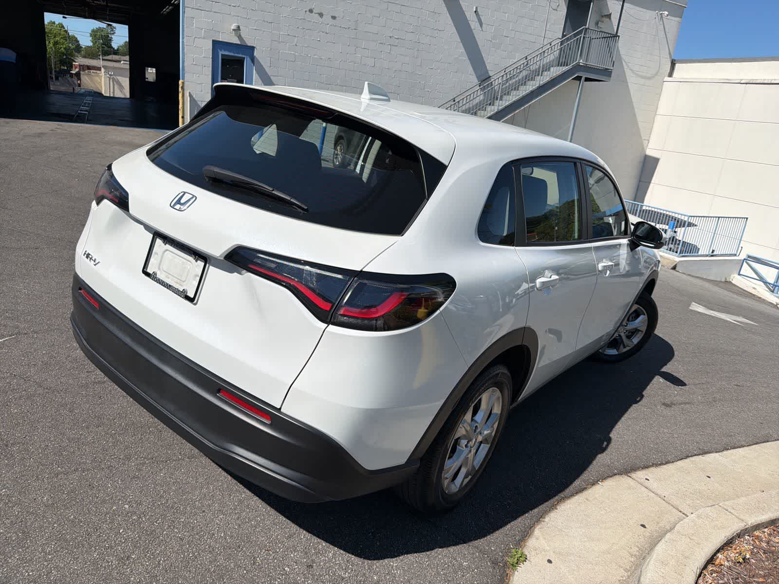 Thumbnail: 2023 Honda HR-V - 10