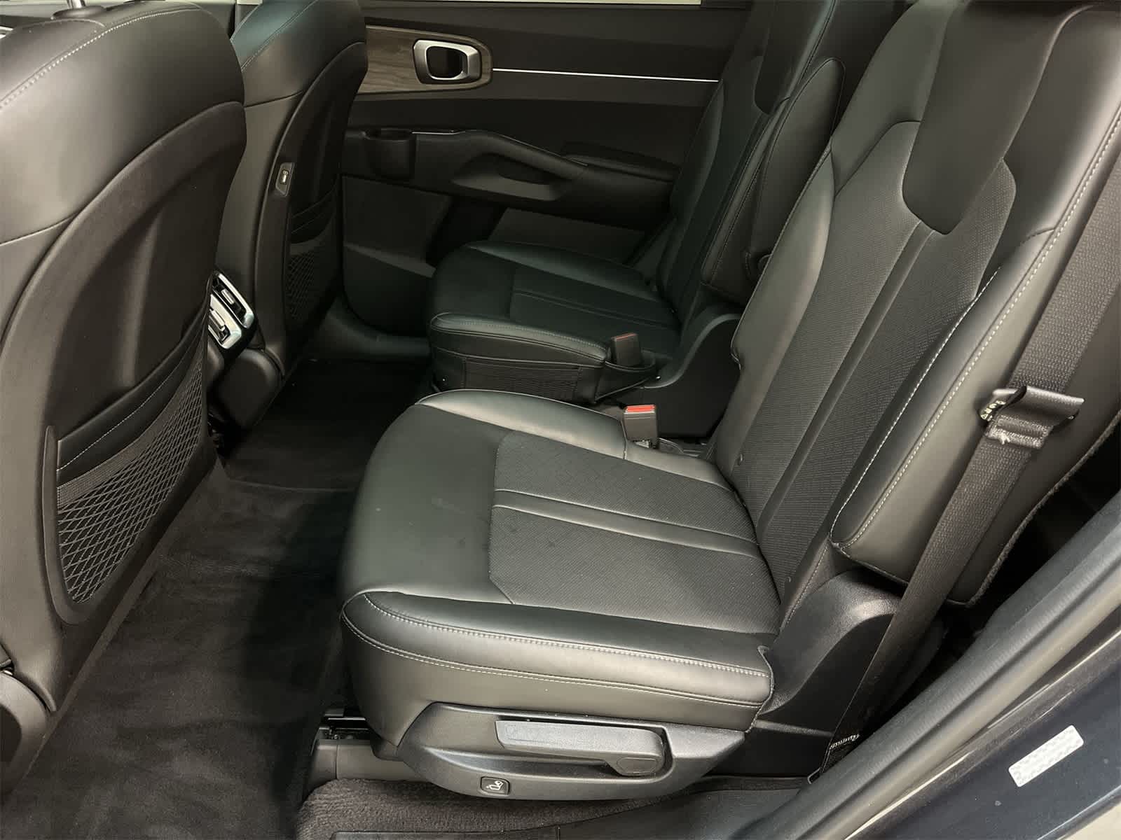 Thumbnail: 2021 Kia Sorento - 21