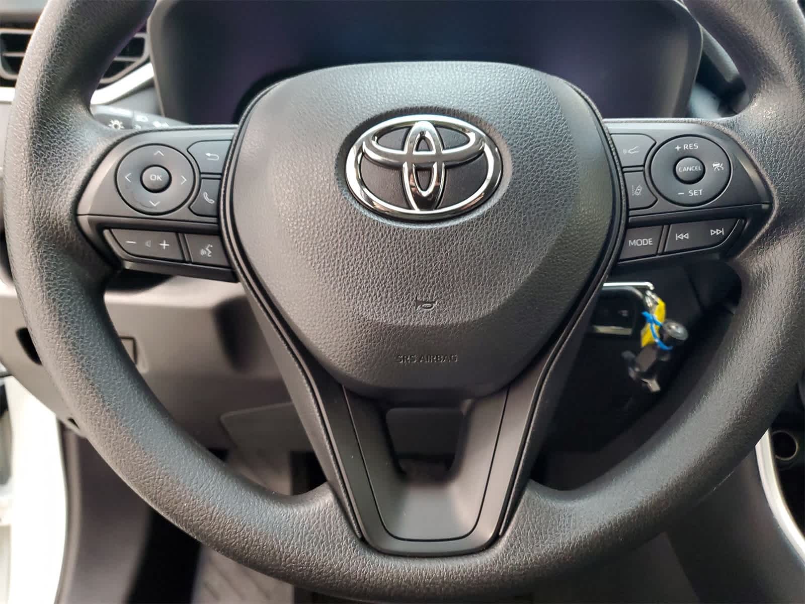 Thumbnail: 2025 Toyota RAV4 - 8