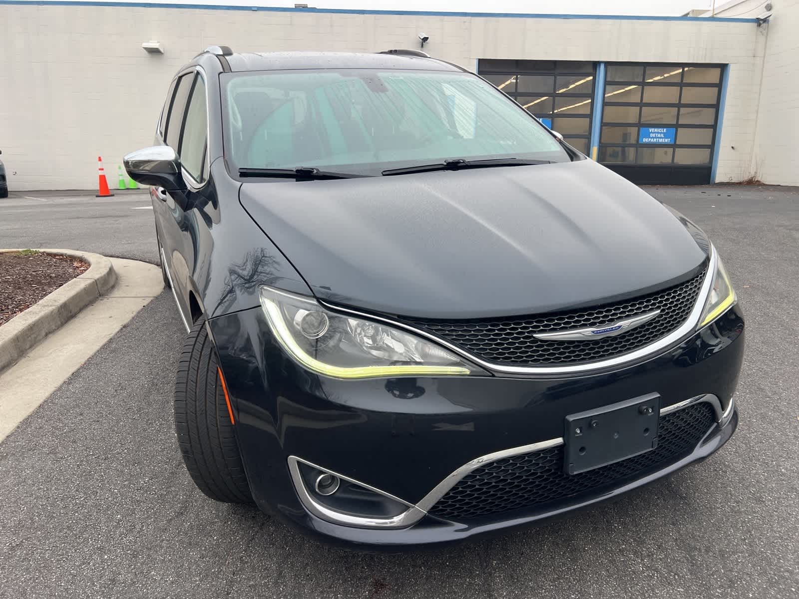 Thumbnail: 2020 Chrysler Pacifica - 13