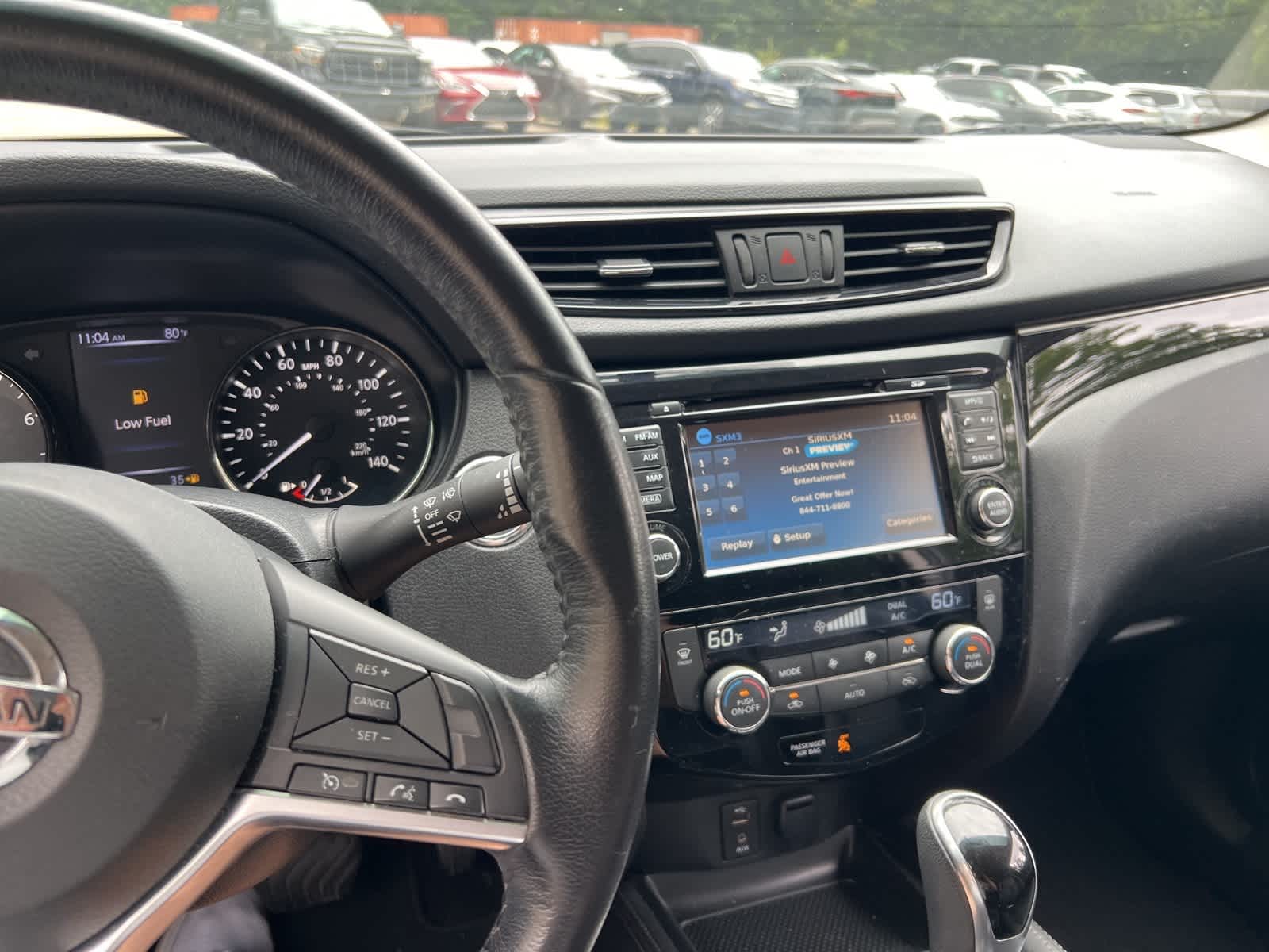 Thumbnail: 2017 Nissan Rogue Sport - 20