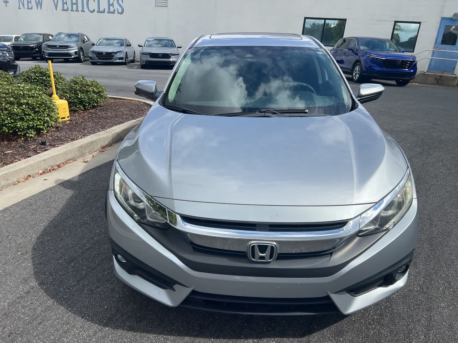 Thumbnail: 2016 Honda Civic - 14