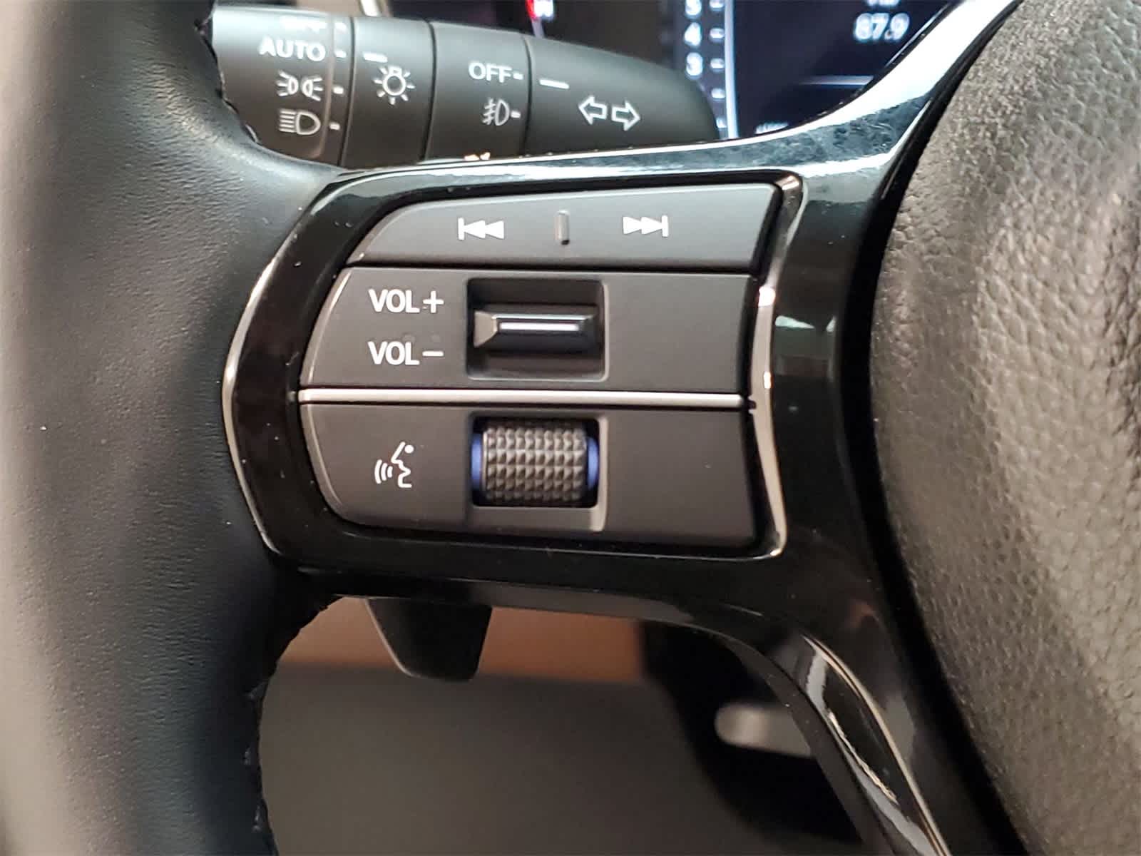 Thumbnail: 2025 Honda Pilot - 13