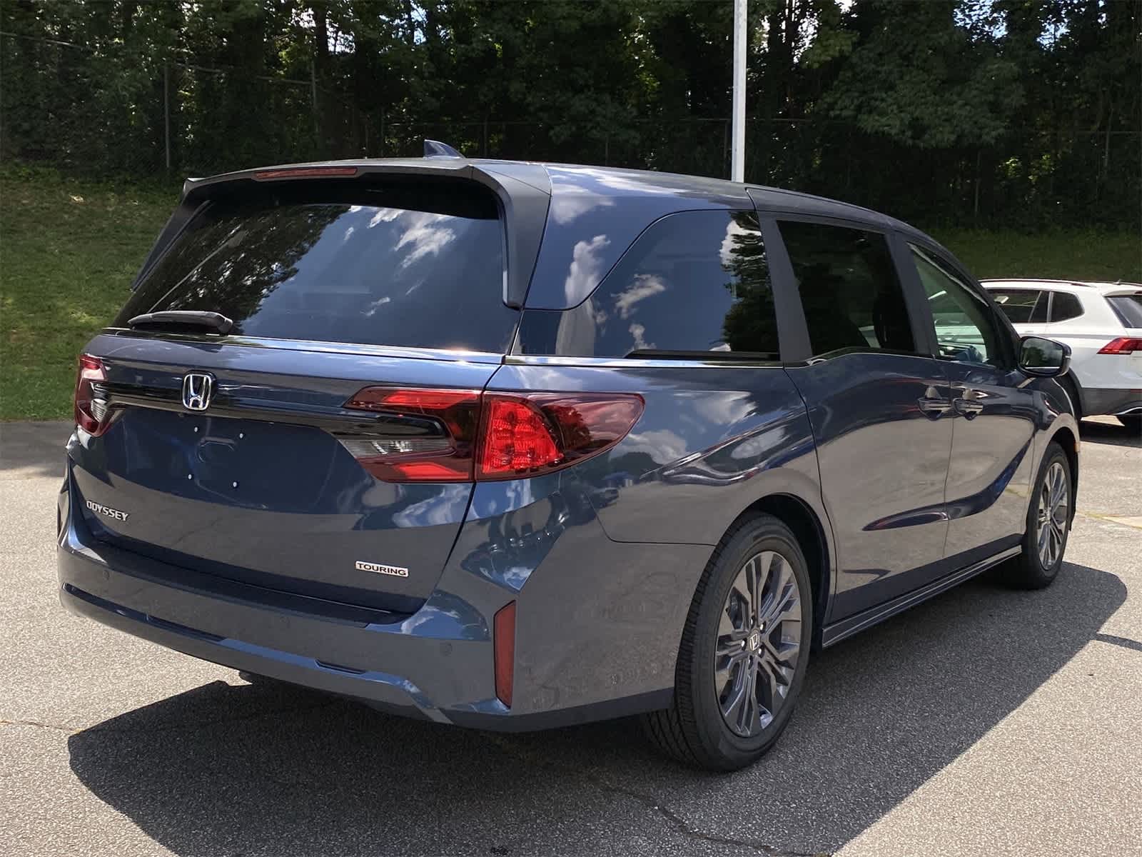 Thumbnail: 2026 Honda Odyssey - 4