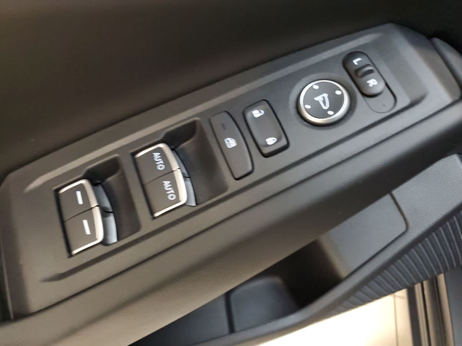 Thumbnail: 2025 Honda Accord - 17