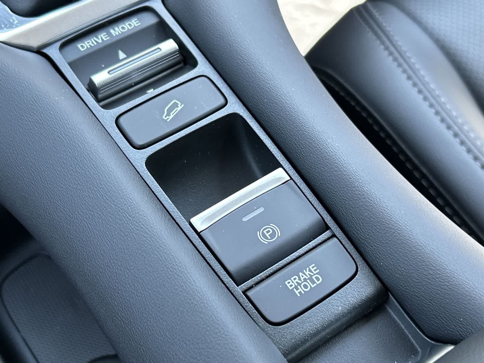 Thumbnail: 2027 Honda HR-V - 24