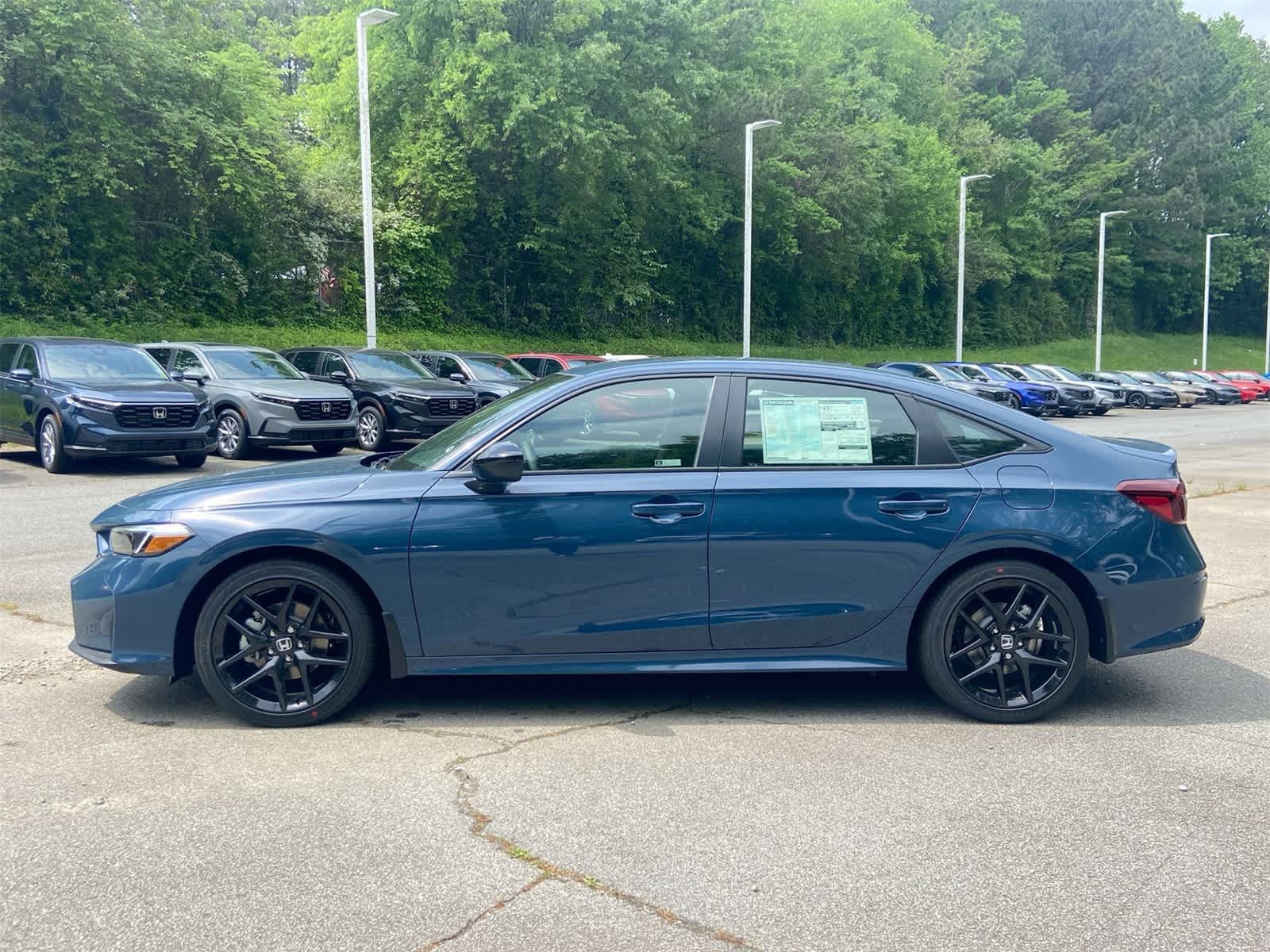 2025 Honda Civic Hybrid Sport photo 2