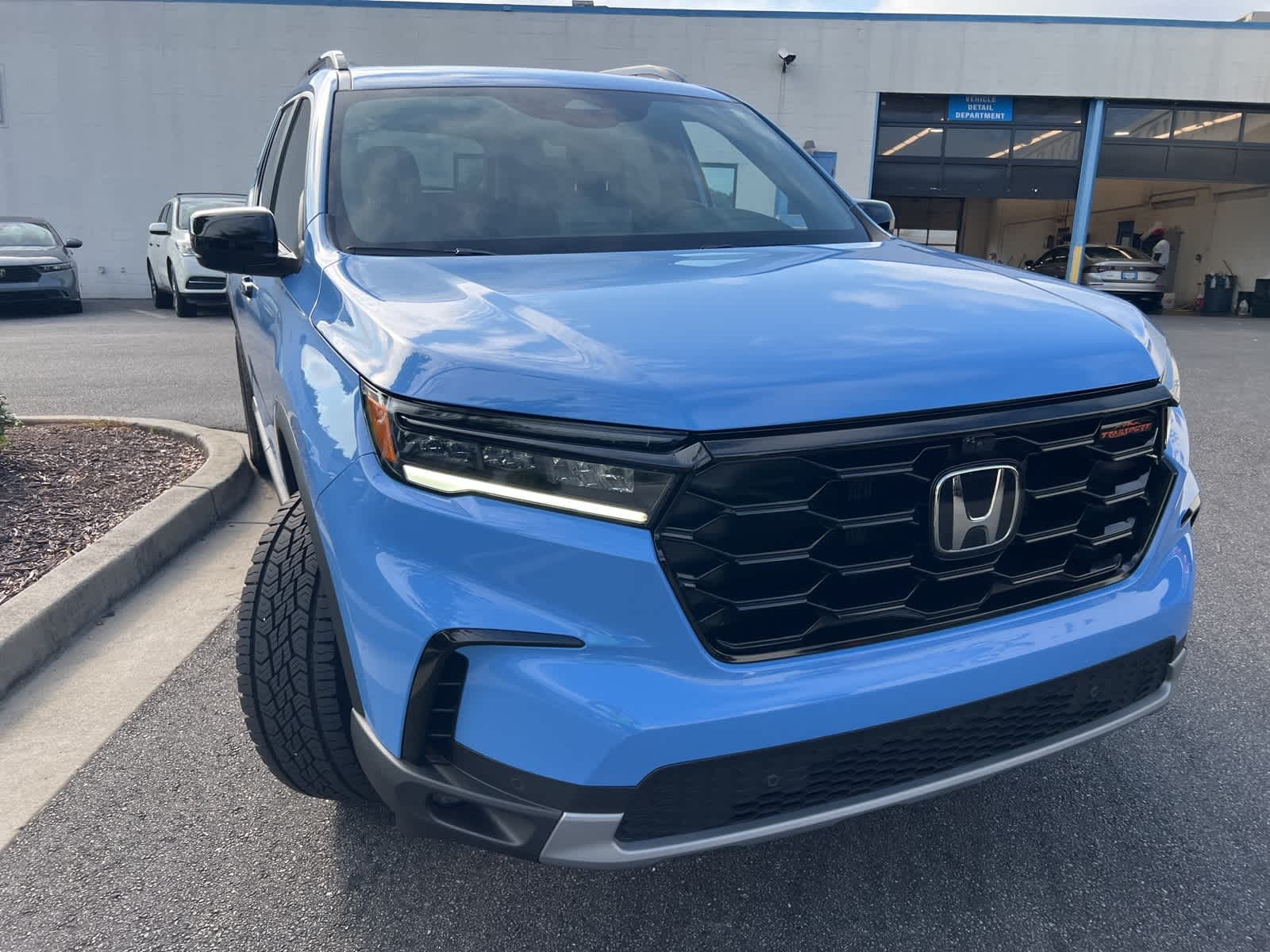 Thumbnail: 2023 Honda Pilot - 14