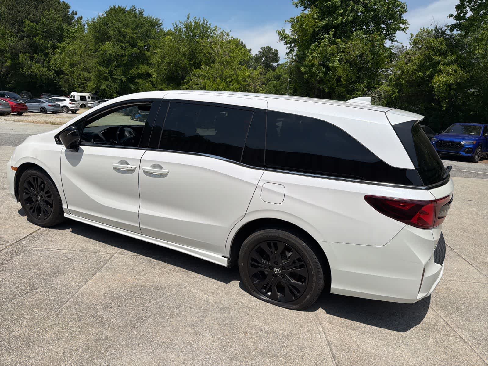 Thumbnail: 2025 Honda Odyssey - 8