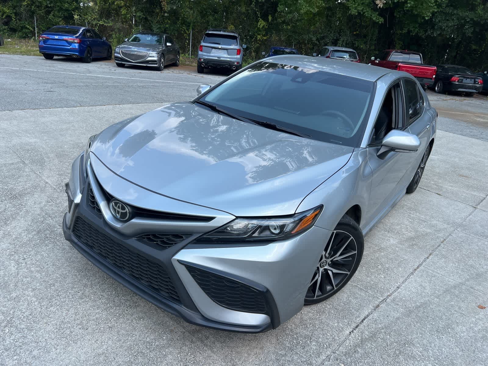 Thumbnail: 2022 Toyota Camry - 3