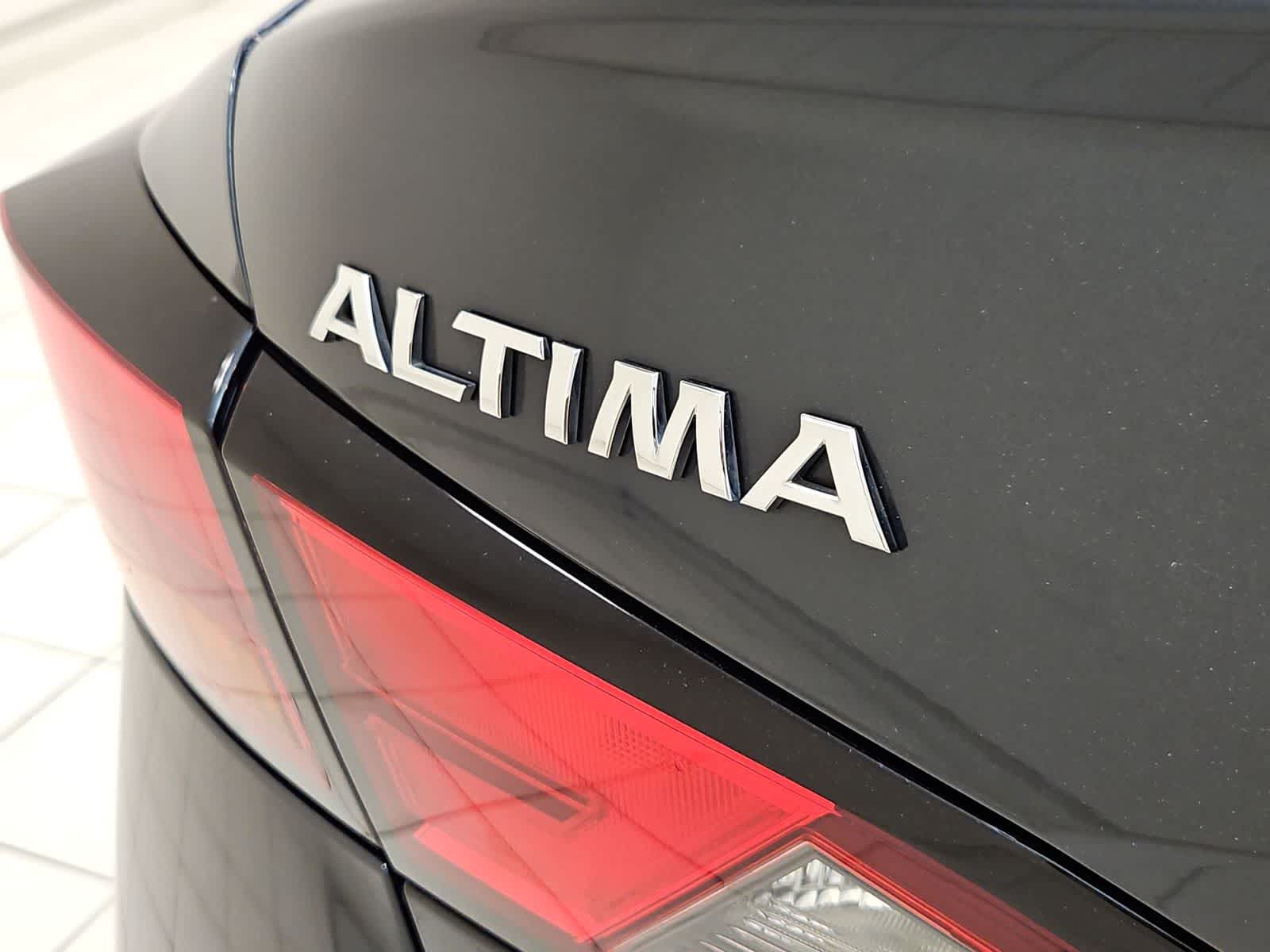 2019 Nissan Altima SV - Photo 20