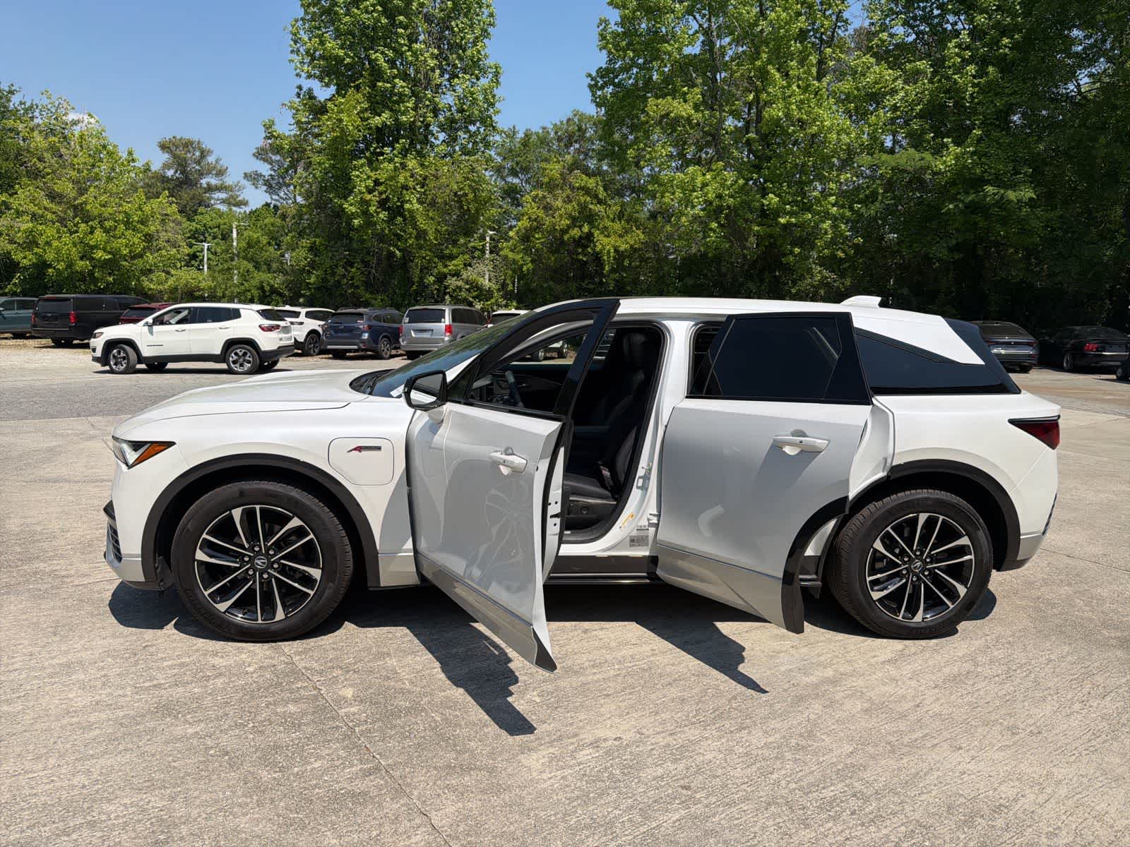 Thumbnail: 2024 Acura ZDX - 17