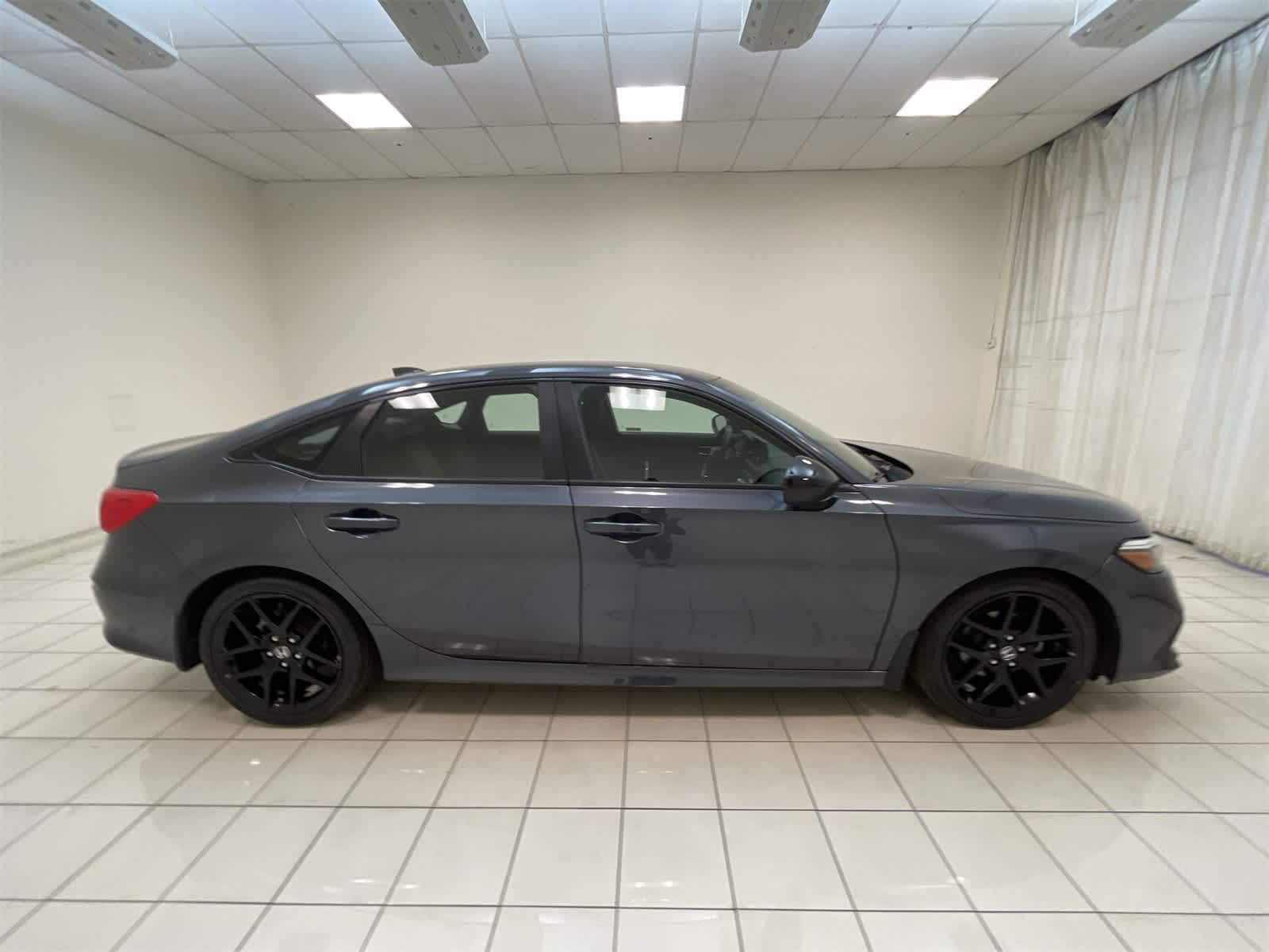 Thumbnail: 2024 Honda Civic - 24