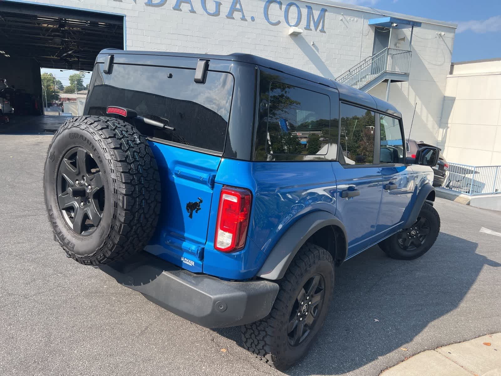 Thumbnail: 2025 Ford Bronco - 10